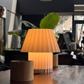 BURGU Abajur – Minimalist Masa ve Komodin Lambası